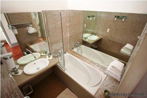 Saint Florent 4* Arles